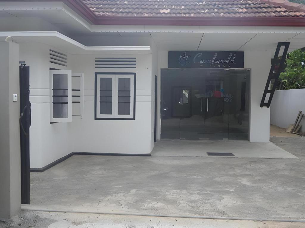 Coralworld Hotel Mirissa Exterior photo